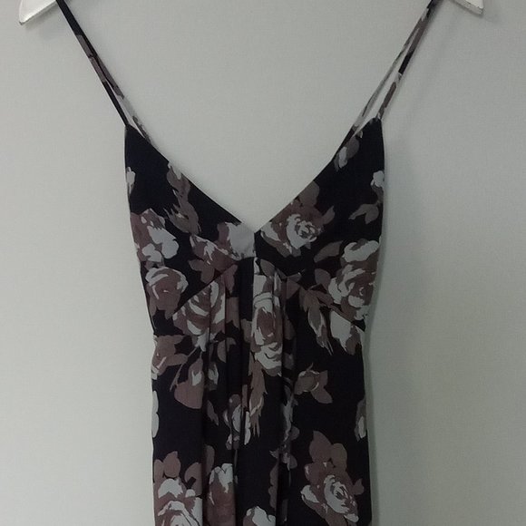WILFRED | Floral Backless Dress - Picture 4 of 9